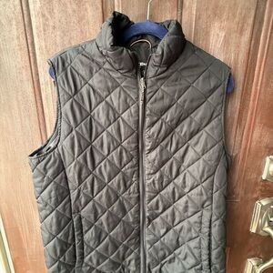 Hawke & Co Black Quilted Men's zip Vest medium EUC Hike Outdoors Sport
